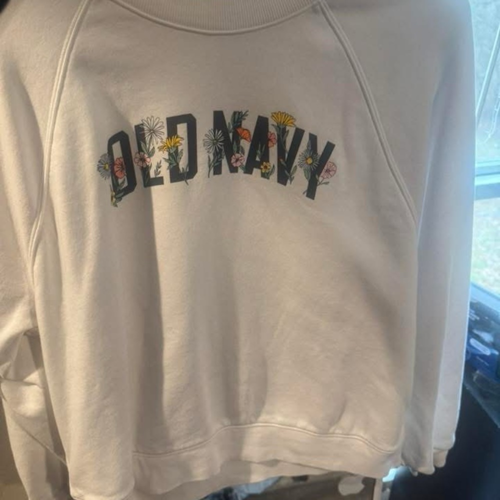 Old Navy White Sweatshirt with Floral Logo